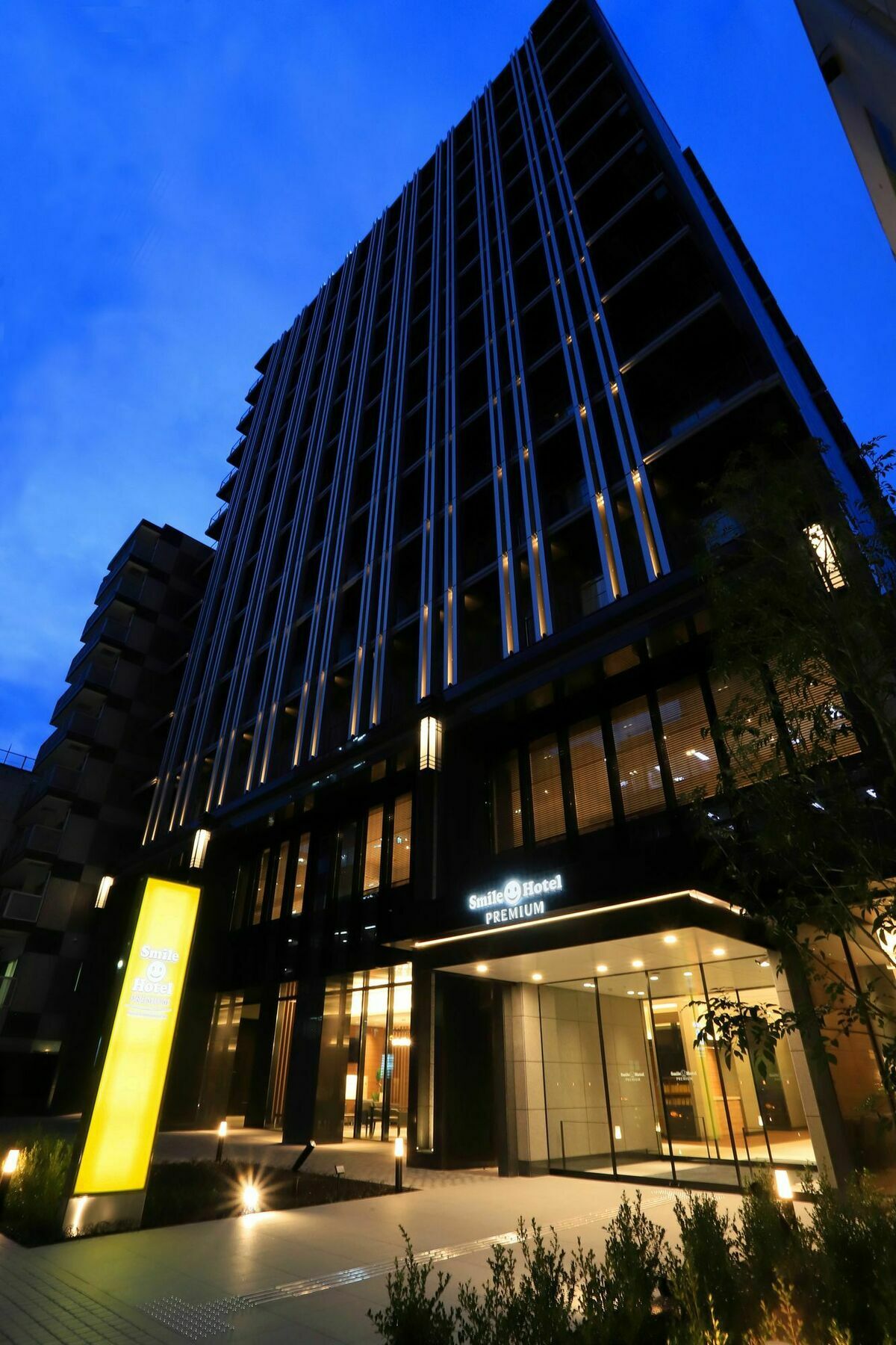 Smile Hotel Premium Osaka Hommachi Exterior foto